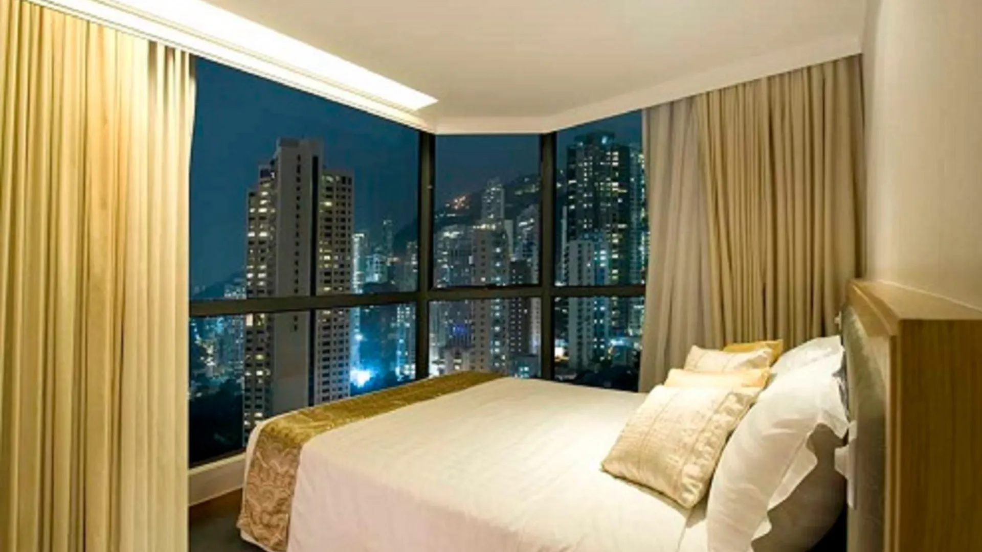 Bishop Lei International House Hotel Hong Kong 4*,  China