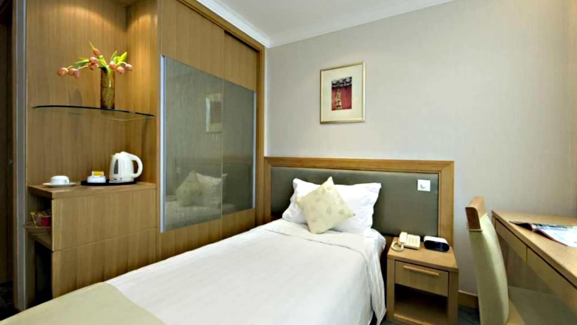Bishop Lei International House Hotel Hong Kong 4*,